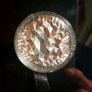 UNIQUE STYLE 2oz VERY PRETTY AND LIMITED display box included